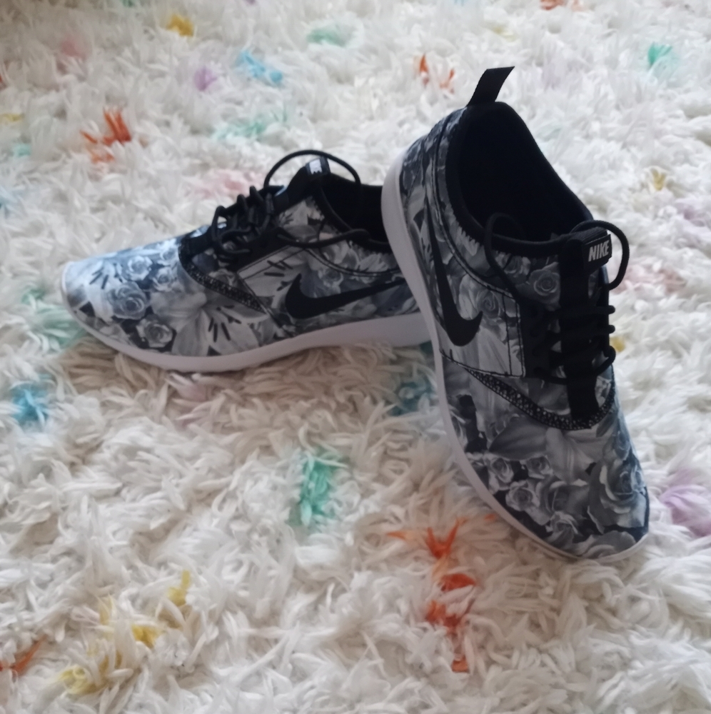Nike shoes